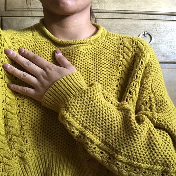 XS BDG Mustard Crop Sweater - Picture 3 of 7
